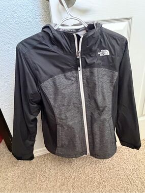 The North Face Kids Jacket in Black and Gray